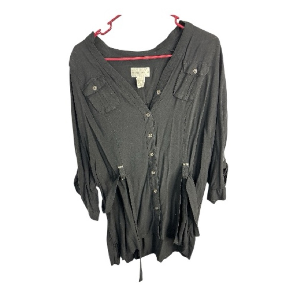 Time and A Half Women’s Black Button Down V-Neck Top with Tie Belt Size 1X